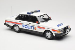 Volvo 240 GL Politi Norway Minichamps 1:18 155171491 Metal — billede 4 af 6