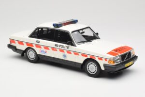 Volvo 240 GL Politie Netherlands Minichamps 1:18 155171498 Metal — billede 4 af 6