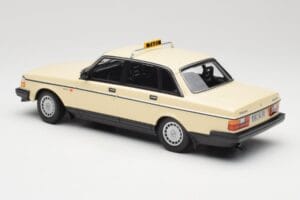 Volvo 240 GL Taxi Minichamps 1:18 155171494 Metal — billede 5 af 6