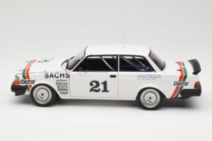 Volvo 240 Turbo #21 P. Stureson DTM Winner Wunstorf 1985 AUTOart 1:18 88592 Metal — billede 4 af 8