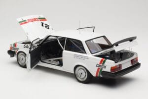 Volvo 240 Turbo #21 P. Stureson DTM Winner Wunstorf 1985 AUTOart 1:18 88592 Metal — billede 5 af 8