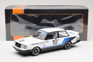 Volvo 240 Turbo #10 R. Francevic Winner ATCC 1986 IXO 1:18 18RMC176 Metal — billede 6 af 6
