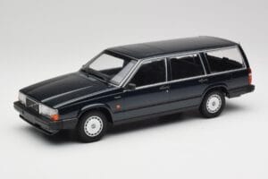 Volvo 740 GL Stationcar Mørkegrøn Metallic Minichamps 1:18 155171771 Metal
