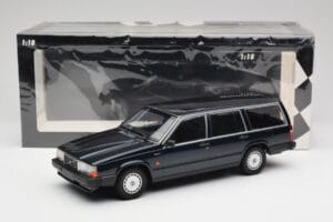 Volvo 740 GL Stationcar Mørkegrøn Metallic Minichamps 1:18 155171771 Metal — billede 6 af 6