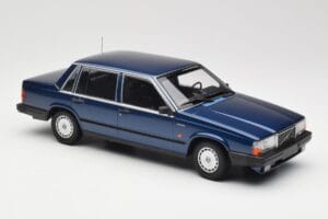 Volvo 740 GL Dark Blue Metallic Minichamps 1:18 155171701 Metal — billede 4 af 6