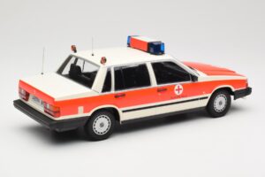 Volvo 740 GL DRK Aschaffenburg Minichamps 1:18 155171790 Metal — billede 2 af 6