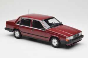 Volvo 740 GL Rød Minichamps 1:18 155171704 Metal — billede 4 af 6