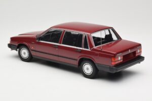 Volvo 740 GL Rød Minichamps 1:18 155171704 Metal — billede 5 af 6