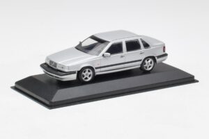 Volvo 850 Sølv Minichamps 1:43 430171402 Metal — billede 2 af 4