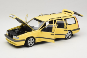 Volvo 850 T-5R Stationcar Cream Yellow AUTOart 1:18 79506 Metal — billede 2 af 8