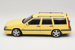 Volvo 850 T-5R Stationcar Cream Yellow AUTOart 1:18 79506 Metal — billede 4 af 8