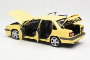 Volvo 850 T-5R Gul AUTOart 1:18 79501 Metal — billede 5 af 8