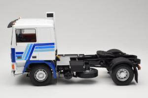 Volvo F12 Blå Hvid Road Kings 1:18 RK180033 Metal — billede 4 af 8