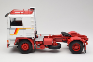 Volvo F12 Hvid Rød Road Kings 1:18 RK180031 Metal — billede 4 af 8