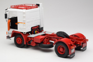 Volvo F12 Hvid Rød Road Kings 1:18 RK180031 Metal — billede 5 af 8