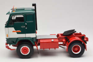 Volvo F88 Bilspedition Grøn Hvid MCG 1:18 MCG18139 Metal — billede 4 af 8
