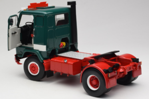 Volvo F88 Bilspedition Grøn Hvid MCG 1:18 MCG18139 Metal — billede 5 af 8