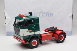 Volvo F88 Bilspedition Grøn Hvid MCG 1:18 MCG18139 Metal — billede 8 af 8