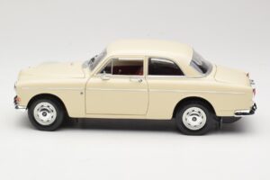 Volvo P121 Amazon Hvid Revell 1:18 08866 Metal — billede 4 af 8