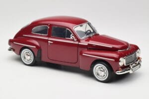 Volvo PV544 Cherry Red Revell 1:18 08887 Metal — billede 6 af 8