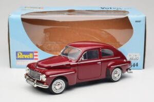 Volvo PV544 Cherry Red Revell 1:18 08887 Metal — billede 8 af 8