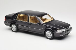 Volvo S90 Royal Violet DNA 1:18 DNA000089 Metal — billede 4 af 6