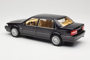 Volvo S90 Royal Violet DNA 1:18 DNA000089 Metal — billede 5 af 6