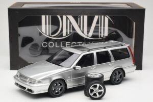 Volvo V70 R P80 Sølv DNA 1:18 DNA000155 Metal — billede 6 af 6