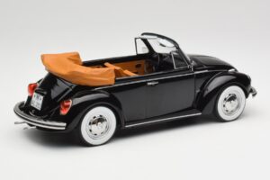 Volkswagen Beetle 1303 Cabriolet Sort Norev 1:18 188533 Metal — billede 2 af 6