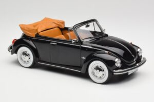 Volkswagen Beetle 1303 Cabriolet Sort Norev 1:18 188533 Metal — billede 4 af 6