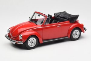 Volkswagen Beetle 1303 Cabriolet Rød Norev 1:18 188529 Metal