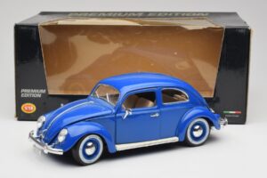 Volkswagen Beetle Blå Bburago 1:18 23124646 Metal — billede 8 af 8