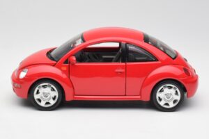 Volkswagen New Beetle Rød Bburago 1:18 8185108 Metal — billede 4 af 8