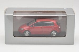 Volkswagen Golf Plus Tornado Rød Minichamps 1:43 821911110 Metal — billede 4 af 4