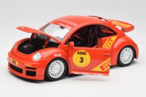 Volkswagen New Beetle Cup Bburago 1:18 3329 Metal — billede 2 af 8