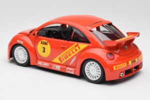 Volkswagen New Beetle Cup Bburago 1:18 3329 Metal — billede 7 af 8