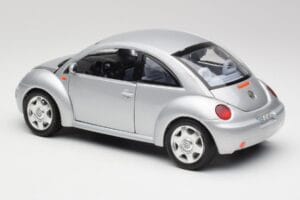 Volkswagen New Beetle Reflex Sølv Metallic Bburago 1:18 3322 Metal — billede 7 af 8