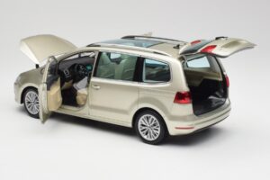 Volkswagen Sharan 7N Reflex Sølv Metallic Minichamps 1:18 110051002 Metal — billede 5 af 8