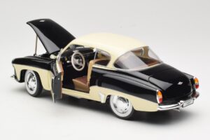Wartburg 311 Coupe Sort & Beige Revell 1:18 8419 Metal — billede 5 af 8