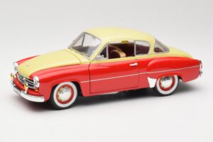 Wartburg 311 Coupe Rød & Beige Revell 1:18 8418 Metal