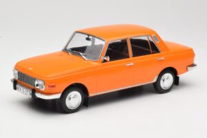 Wartburg 353 Orange MCG 1:18 MCG18061 Metal