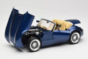 Wiesmann Roadster MF3 Blå Revell 1:18 08861 Metal — billede 2 af 8