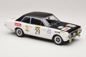 Opel Commodore A #29 J-L. Clarr / J-P. Peyroux Tour de France Automobile 1971 MCG 1:18 MCG18562R Metal — billede 4 af 6