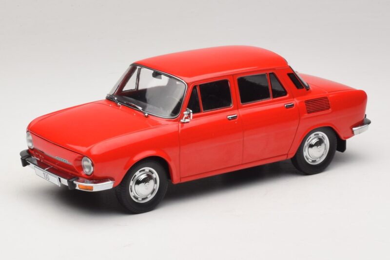 Skoda 100 Rød MCG 1:18 MCG18783 Metal
