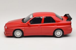 Alfa Romeo 155 GTA Stradale Alfa Red Otto 1:18 OT1132 Resin — billede 3 af 6