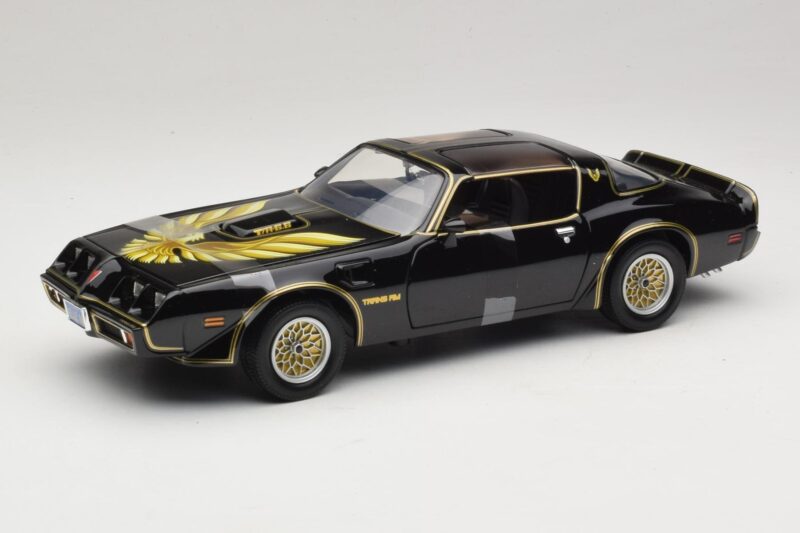 Pontiac Firebird Trans Am Kill Bill Movie Greenlight 1:18 12951 Metal