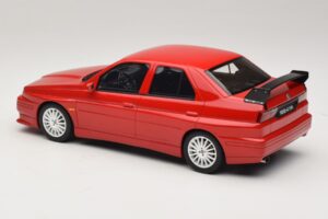 Alfa Romeo 155 GTA Stradale Alfa Red Otto 1:18 OT1132 Resin — billede 5 af 6