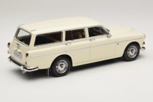Volvo Amazon Stationcar Pearl White Norev 1:18 188750 Metal — billede 2 af 6