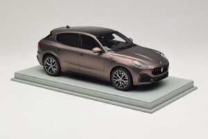 Maserati Grecale Bronze BBR 1:18 P18220FMAS Resin — billede 4 af 7