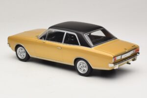 Opel Commodore A Beige MCG 1:18 MCG18559 Metal — billede 5 af 6